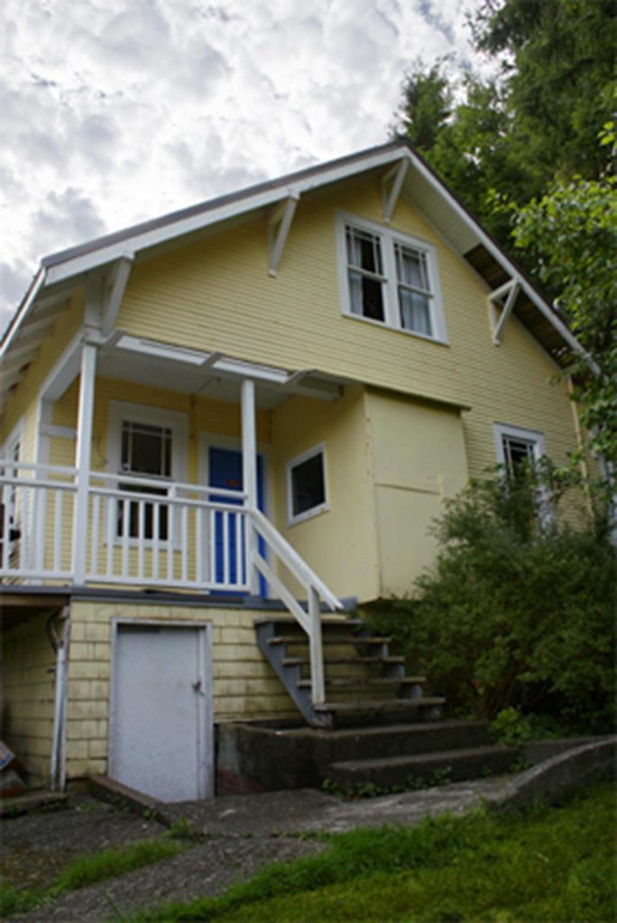 Housefront-full